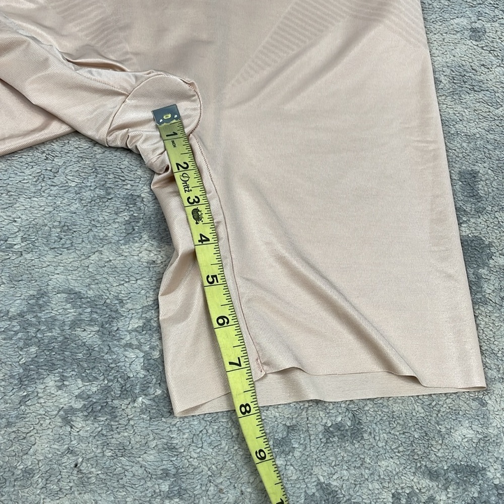 NWT Spanx Thinstincts 2.0 High Waist Mid Thigh Shapewear Shorts Beige Sz M - Picture 10 of 13